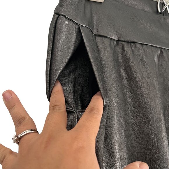 Commando Womens Metallic Gunmetal Vegan Leather Jogger Pants Size Medium - Picture 3 of 6